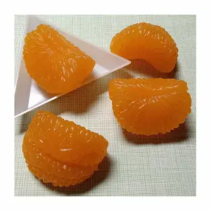 Nuova resina realistica 3D Orange fettine d'arancia ornamenti Kawaii Dessert realistica fetta d'arancia estate casa delle bambole cibo per gioielli fai da te