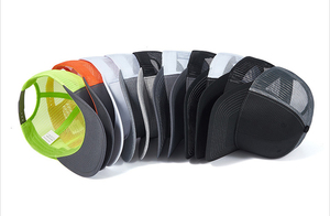 Cappello da camionista multicolore con Logo personalizzato multicolore a tesa leggera due toni 6 pannelli Richardson 112 cappelli da camionista - Product Image 3