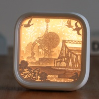 Décoration d'intérieur, cadeau de voyage, art, sculpture en papier 3D superposée, motif personnalisé, boîte à lumière LED en papier découpé 3D anime