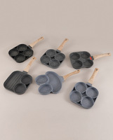 Poêle à crêpes et omelettes moderne antiadhésive en métal 4 tasses, avec bord enveloppé, en verre carré, fond en aluminium, pour grossistes