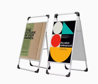 Panneau publicitaire pliable double face en forme de A, robuste, avec glissière latérale, pour l'affichage d'affiches publicitaires