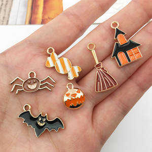<span class=keywords><strong>1</strong></span> Halloween Fantôme Citrouille Pendentif Drôle Alliage Cheveux Accessoires avec DIY Boucles d'Oreilles Collier Bracelet-pour Fête Nouveautés - Product Image 3