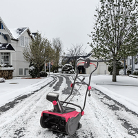 Vente en gros usine : Mini balayeuse à neige électrique réglable et motorisée, alimentée par batterie, pour allée familiale