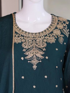 Ensemble Kurti Salwar Kameez indien pakistanais brodé de qualité supérieure pour femmes, vêtements de fête ethniques, disponible au meilleur prix - Product Image 3
