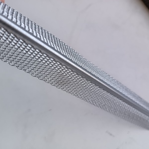 Malla de aluminio galvanizado de alta calidad para estuco, mini malla angular de 30x30mm, micro malla <span class=keywords><strong>fina</strong></span> para <span class=keywords><strong>enlucido</strong></span>, malla de ala para estucado. - Product Image 2