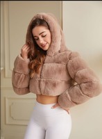 Veste en fausse fourrure grande taille pour femmes, veste courte à capuche en fausse fourrure
