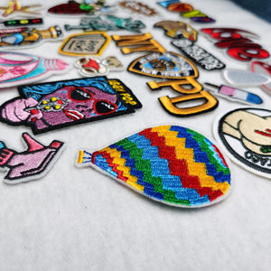 In-stock <span class=keywords><strong>Hook</strong></span> & <span class=keywords><strong>Loop</strong></span> Hoodie bordir Patch kustom Anime lucu Iron on bordir Patch untuk Kasual Fashion pakaian topi - Product Image 5