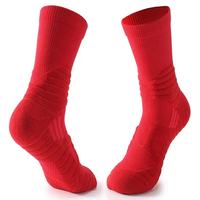 Vente en gros de chaussettes personnalisées pour la course en plein air, coussin antidérapant en éponge d'élite, chaussettes d'été pour le basket-ball et le sport pour hommes