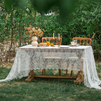 Nappe moderne simple en dentelle transparente blanche pure avec pompon, décoration de table pour hôtel et maison, nappe rectangulaire à motif de papillon et de fleurs