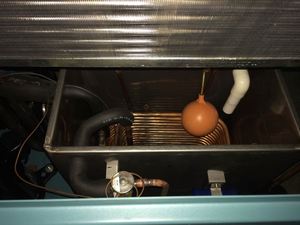 Enfriador de Agua Industrial Duradero de 50-2500KW, Sistema de Refrigeración Automático para Equipos de Procesamiento de Plástico, 1 Año de Garantía - Product Image 5
