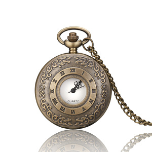 <span class=keywords><strong>Montre</strong></span> de poche vintage à quartz avec fleur creuse et cadran à chiffres romains arabes, chaîne pour hommes et femmes, cadeaux d'anniversaire - Product Image 3