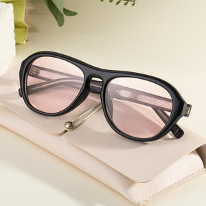 Gafas de Sol para Mujer Ks-3869, Montura Negra Tr, Lentes TAC Polarizadas con Protección UV400, Ligeras, para Conducir, Pescar y Protegerse del Sol - Product Image 3