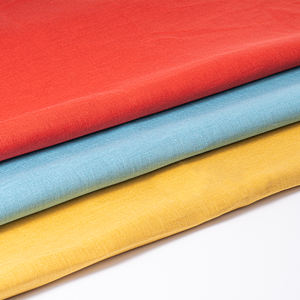 Skygen 150gsm 200 colores verano textil <span class=keywords><strong>China</strong></span> fabricante sólido 100 tela de lino puro para camisas vestido blusa - Product Image 6