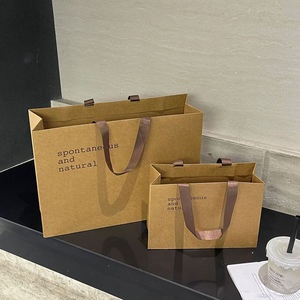 Sacchetti Regalo in Carta Kraft Ecologici e Riciclabili con Logo Personalizzato, Manici in Nastro e Stampa Digitale per Negozi di Artigianato di Alta Gamma - Product Image 6