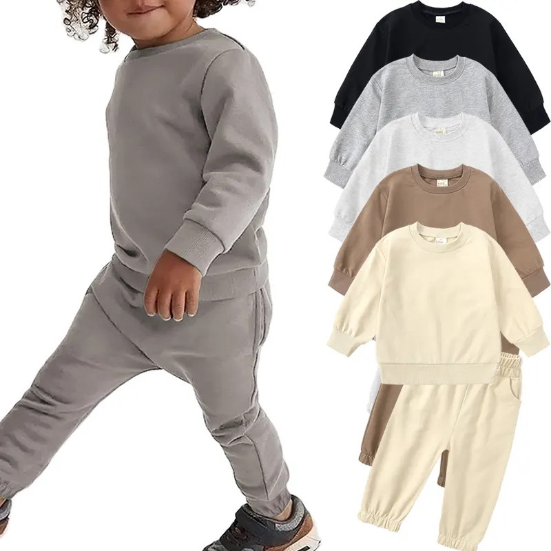 بدلة رياضية للأطفال ملابس مخصصة للأولاد سويتشيرت بالجملة مجموعة ملابس شتوية للأولاد الصغار