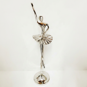 Sculpture figurative de ballerine, art contemporain, aluminium, moderne, écologique, décoration de table, fait main, figurine pour salon - Product Image 1