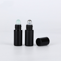 Vente en gros de flacons à bille en verre givré noir mat avec bouchon en bambou, flacons à bille vides rechargeables pour huiles essentielles, 5 ml, 10 ml