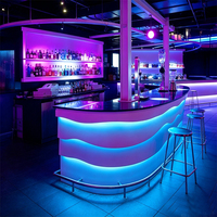 Comptoirs de bar éclairés en surface solide de style occidental avec LED, design moderne, mobilier de bar