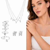 Ensemble de bijoux initiaux : Bague, boucles d'oreilles, chaîne et collier avec 26 lettres de l'alphabet, en acier inoxydable plaqué or 18 carats PVD, cadeau pour femme pour les fêtes