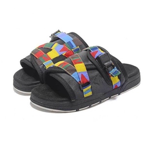 Sandalias Elegantes Tipo Chanclas para Hombre y Mujer, Pantuflas de Verano, Sandalias Casuales de Diseño Unisex, Zapatos Cómodos para Caminar por la Playa, Sandalias Planas - Product Image 3