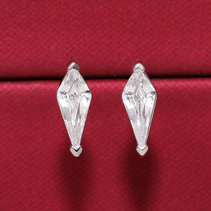 Orecchini a Perno a Forma di Mini Diamante per Donne, Accessori per Orecchie Semplici per Uso Quotidiano - Product Image 6