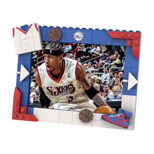 Cadre photo en blocs de construction ABS inspiré du logo d'équipe - Décoration sportive personnalisable pour bureau d'amateur de basketball - Product Image 4
