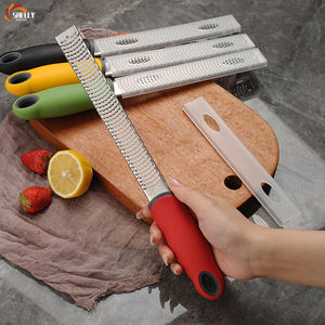 Râpe multifonctionnelle manuelle en acier inoxydable XL pour fruits, fromage, chocolat, <span class=keywords><strong>zeste</strong></span> <span class=keywords><strong>de</strong></span> <span class=keywords><strong>citron</strong></span>, facile à utiliser - Product Image 1