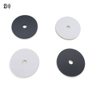 ABS/<span class=keywords><strong>PVC</strong></span> chống vật liệu kim loại 13.56MHz <span class=keywords><strong>RFID</strong></span> NFC đĩa đồng xu thẻ 30 mét thẻ mã thông báo với lỗ vít cho kim loại - Product Image 3