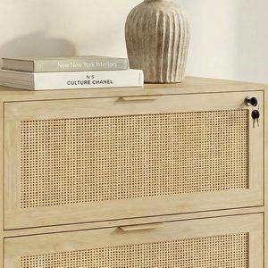 <span class=keywords><strong>Armoire</strong></span> en rotin naturel avec deux tiroirs verrouillables. Il peut stocker des fichiers de tailles variées, idéal pour les besoins de stockage quotidiens à la maison ou au bureau. - Product Image 3