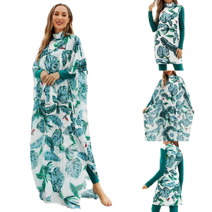 ชุดว่ายน้ำมุสลิมแบบอนุรักษ์นิยมพิมพ์ลายชุดชายหาดป้องกันแสงแดดสำหรับดำน้ำและเล่นเซิร์ฟ - Product Image 1