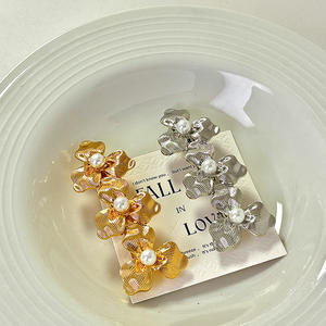 Nouvelle barrette à cheveux en métal avec fleur en perles argentées et dorées, accessoires pour filles - Product Image 1