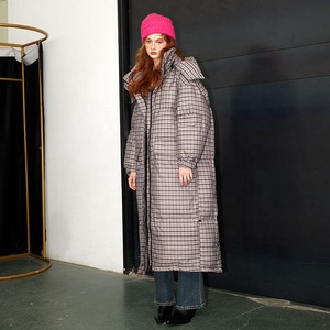 Prêt Stock femmes <span class=keywords><strong>longue</strong></span> <span class=keywords><strong>doudoune</strong></span> grande taille Plaid épaissi vers le bas manteau surdimensionné hiver chaud vêtements d'extérieur - Product Image 4