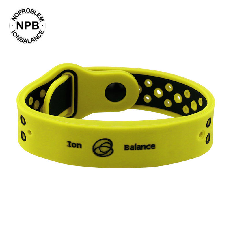 สีเหลือง