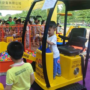 Mini Excavadora Eléctrica VEKAIN para Niños, para Parques de Atracciones, Parques de Aventuras y Guarderías, Fabricada en Fibra de Vidrio Resistente - Product Image 6