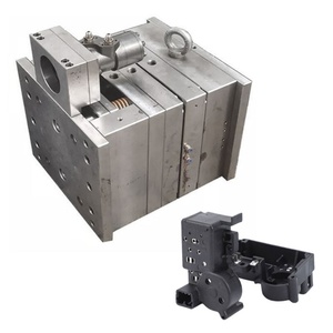 การออกแบบแม่พิมพ์ฉีดพลาสติกอุปกรณ์เสริมรถยนต์ปลอกอะไหล่รถยนต์ - Product Image 1