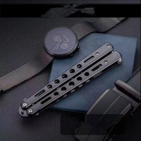 Couteau papillon d'entraînement Portable CSGO couteau de poche pliable en acier inoxydable outil d'entraînement pour les jeux de plein air