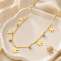 Collier multi-breloques en acier inoxydable inaltérable avec chaîne à billes dorée et gouttes de cristal colorées, bijoux tendance pour femme