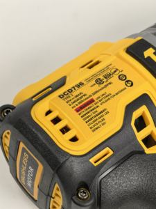 Taladro Percutor Inalámbrico <span class=keywords><strong>DEWALT</strong></span> DCD796 <span class=keywords><strong>de</strong></span> 20V, Destornillador Eléctrico sin Escobillas, Taladro Manual Multifunción, <span class=keywords><strong>Kit</strong></span> <span class=keywords><strong>de</strong></span> Herramientas <span class=keywords><strong>de</strong></span> Iones <span class=keywords><strong>de</strong></span> Litio - Product Image 5