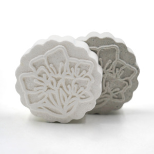 Bombes de bain bio de haute qualité personnalisables, en forme de gâteau de lune, au bicarbonate de soude, style mignon, emballage cadeau marque privée - Product Image 3