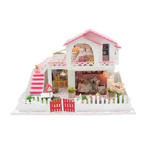 Yeni varış Diy Craft Mini Dollhouse işık ve simülasyon mobilya ile Diy ahşap büyük Dollhouse çocuklar için