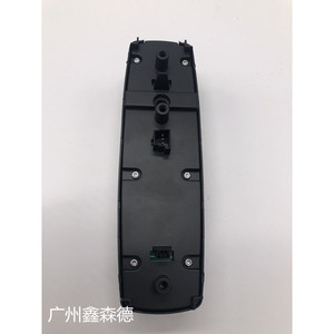 สวิตช์ยกกระจกอัตโนมัติ รุ่น A1698206510 สำหรับรถยนต์เมอร์เซเดส-เบนซ์ A200 W245 - Product Image 3