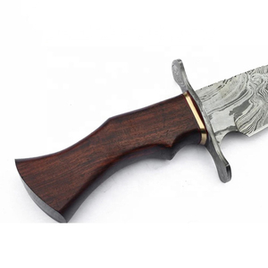 มีดโบวี่คุณภาพพรีเมียม ใบมีดแข็งแรงทำจากเหล็กดามัสกัส ด้ามจับทำจากไม้และกระดูกสวยงาม เหมาะสำหรับกิจกรรมกลางแจ้ง - Product Image 3