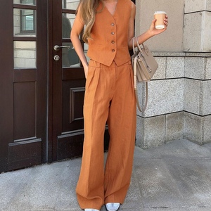 ชุดเสื้อกั๊กแขนกุดและกางเกงลำลองเอวต่ำ2ชิ้นสีล้วนแฟชั่น - Product Image 3