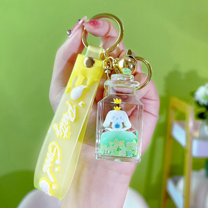 Porte-clés liquide en acrylique personnalisé, porte-clés liquide en acrylique de dessin animé, porte-clés <span class=keywords><strong>bouteille</strong></span> flottante, <span class=keywords><strong>bouteille</strong></span> carrée en cristal flottante - Product Image 2