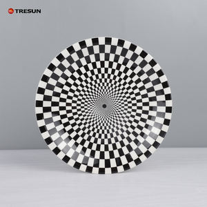 Juego de Vajilla Redonda de Cerámica Clásica a Cuadros Bico, en Blanco y Negro, para 4 Personas con Platos para Guarniciones - Product Image 3