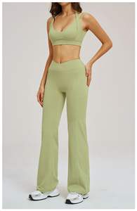 Nouveautés Pantalons de yoga évasés en V pour femmes, respirants, imprimés, avec poches latérales, sensation seconde peau, luxueux et élégants, pour l'entraînement et la gym, vente en gros - Product Image 4