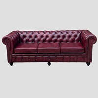 Canapé Chesterfield élégant en cuir véritable rouge, convertible, trois places, capitonné, luxueux, pour salon traditionnel
