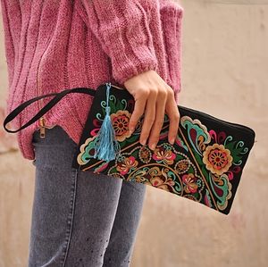 2025 Etnische Stijl Rits Bloem Vrouwelijke Borduurwerk Lange Portemonnee Dames Diner Tas Vintage Clutches Portemonnee Meisjes Portemonnee Portemonnee - Product Image 3