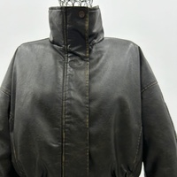 Blouson aviateur vintage marron foncé pour femme en PU vieilli, col montant, ourlet côtelé, coupe courte, logo personnalisé, style rétro streetwear