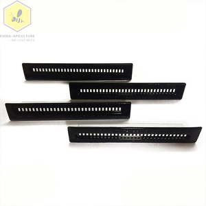 Outils d'apiculture approvisionnement d'usine en plastique abeille <span class=keywords><strong>ruche</strong></span> coléoptère blaster piège noir <span class=keywords><strong>ruche</strong></span> nid d'abeille coléoptère piège - Product Image 4